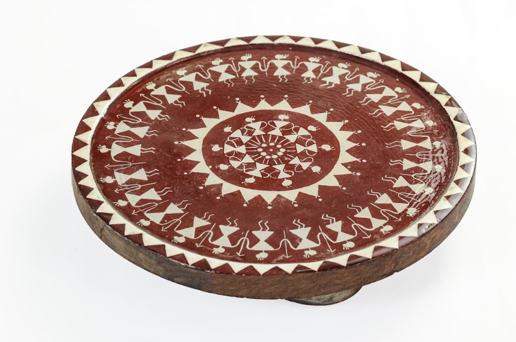 Aarunya Mango Wood Side Stool – Warli Brown & White
